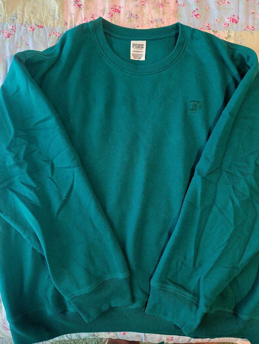 Lot Of 2 EUC VS Pink Sweatshirts - Picture 2 of 3